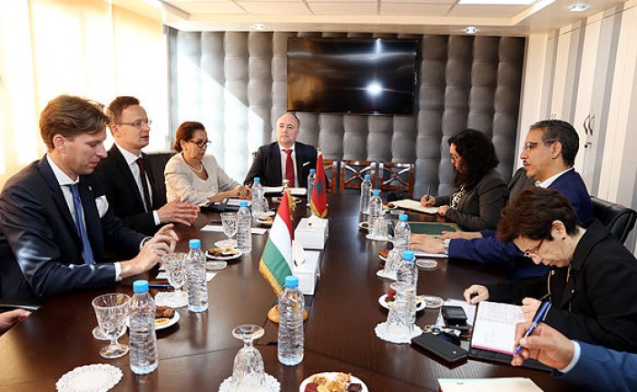 التعاون في مجال الطاقة محور مباحثات السيد الرباح مع وزير الشؤون الخارجية والتجارة الهنغاري