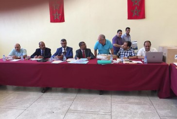 رئيس جماعة مكناس يترأس اجتماع فتح عروض التدبير المفوض لقطاع النظافة