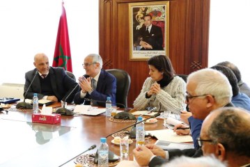 عبد الأحد الفاسي الفهري يستقبل الفيدرالية الوطنية  للبناء والأشغال العمومية والجامعة المغربية للاستشارة والهندسة