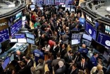 بسبب كورونا.. بورصة وول ستريت تتكبد أسوء خسارة لها منذ 33 عاما
