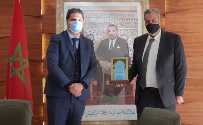 الفيدرالية البيمهنية لقطاع الدواجن: تنوه بمجهودات القرض الفلاحي للنهوض بقطاعهم