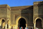 رمزية العاصمة الإسماعيلية في سوق الدعارة السياسية