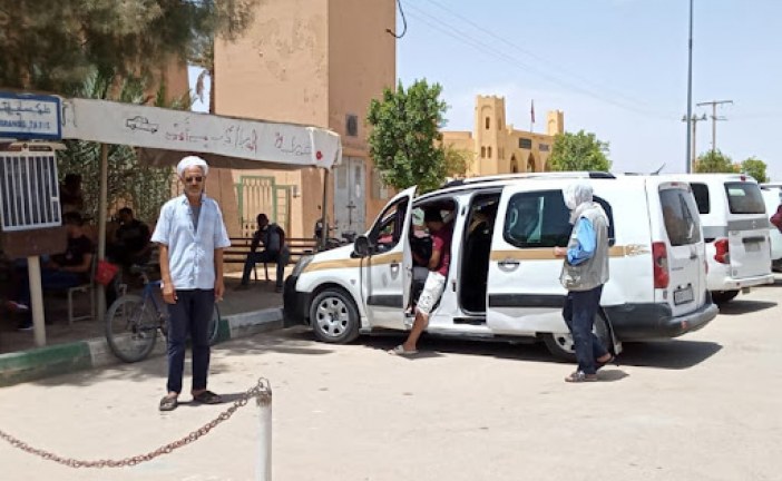مهنيو سيارات الأجرة يحتجون..