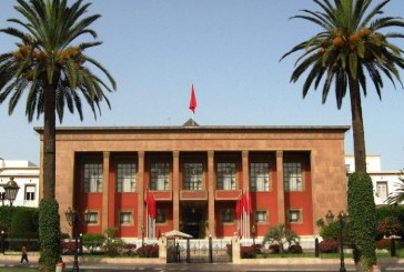 برلمانية تفجر فضيحة .. عاملات النظافة بالمستشارين يتقاضين 1600 درهم.