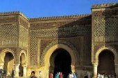 مستشارون يستعملون وسائل التواصل الاجتماعي لايصال مطالب احيائهم.