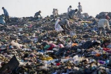 عودة روائح مطرح النفايات لتجتاح أحياء مدينة مكناس.