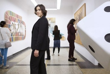 الفنانة التشكيلية المغربية مريم أبو زيد السوعلي تفوز بجائزة Beyond Future Art برسم دورة 2022