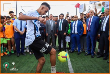 بنسعيد ولقجع يشرفان على إعطاء الإنطلاقة الرسمية لدوري الأحياء لكرة القدم “الطريق إلى المونديال”
