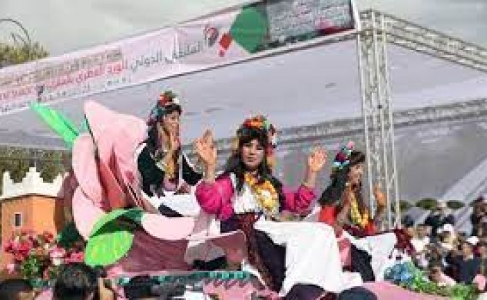 قلعة مكونة: احتضان الدورة 59 للمعرض الدولي للورد العطري بالمغرب، تحت شعار: ” الورد العطري: من أجل سلسلة مقاومة وناجعة بيئيا”