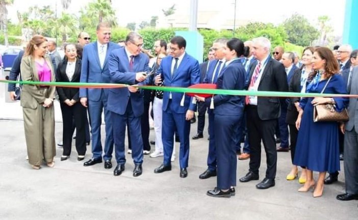 أخنوش يقص شريط افتتاح فعاليات النسخة ال29 للمعرض الدولي للنشر والكتاب