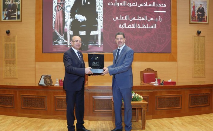 محكمة النقض والوكالة الوطنية للمياه والغابات ينظمان حفلا بمناسبة تقديم إصدارات حول حماية الملك الغابوي