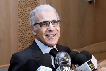 الجواهري يستعرض بالقاهرة تجربة المغرب في تعامل المصارف المركزية مع قضايا المناخ
