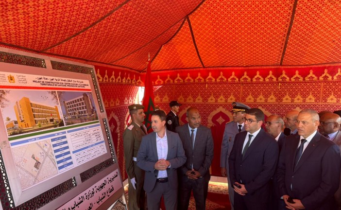 السيد بنسعيد يقوم زيارة ميدانية لإقليمي العيون وطرفاية بمناسبة الذكرى 49 للمسيرة الخضراء المظفرة