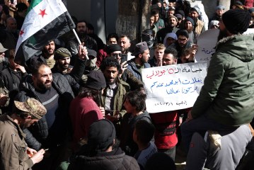 الجولاني: رئيس الوزراء يشرف على مؤسسات سوريا إلى حين تسليمها