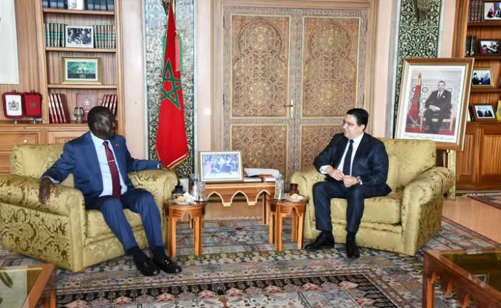 ناصر بوريطة يتباحث مع رايلا أمولو أودينجا، المرشح لمنصب رئيس مفوضية الاتحاد الإفريقي