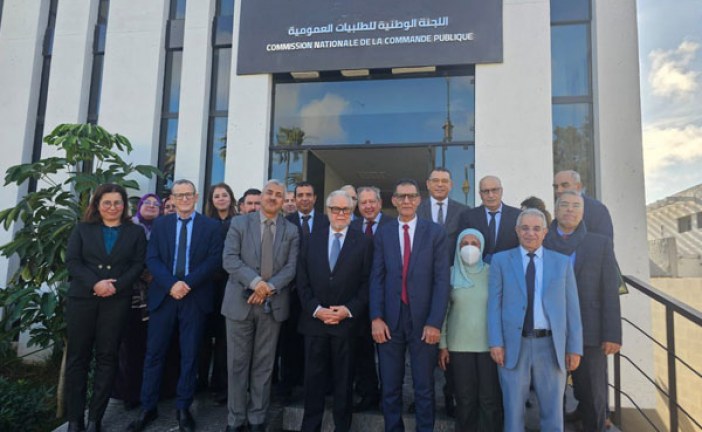 الأمين العام للحكومة يترأس حفل تنصيب رئيس اللجنة الوطنية للطلبيات العمومية