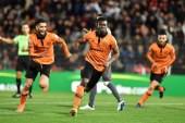 كأس الكاف(ذهاب نصف النهائي).. نهضة بركان يسحق النادي القسنطيني الجزائري برباعية نظيفة