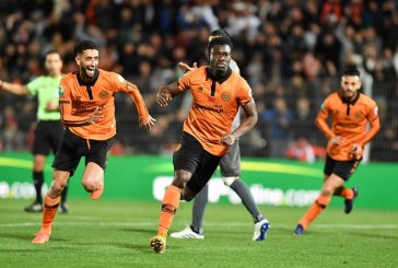 كأس الكاف(ذهاب نصف النهائي).. نهضة بركان يسحق النادي القسنطيني الجزائري برباعية نظيفة