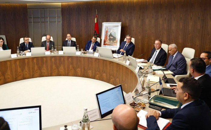 رئيس الحكومة يترأس اجتماعا لتتبع مخطط تنزيل القانون المتعلق بالعقوبات البديلة