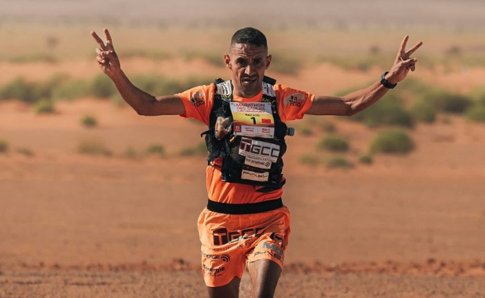 الدورة الـ 39 لماراطون الرمال.. رشيد المرابطي يفوز بالمرحلة الثانية