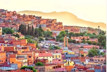 مشكل الماء الصالح للشرب يخرج ساكنة القباب الى الشارع