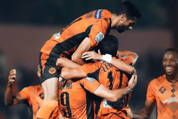 كاف: نقل إياب نهائي كأس الكونفدرالية الإفريقية لكرة القدم إلى زنجبار