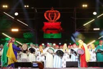 افتتاح فعاليات مهرجان إفران الدولي : عرض  فني ضخم بمشاركة أزيد من 300 فنان وفنانة.