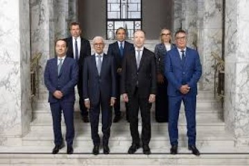 مباحثات ومشاورات مكثفة لرئيس مجلس النواب مع مسؤولين فنلنديين في هلسنكي