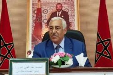 عمالة مكناس : حفل توزيع 3سيارات لنقل الاموات وسيارة للاسعاف ( بلاغ)