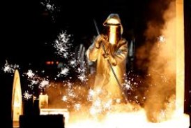 ضريبة الكربون على حدود أوروبا: كيف ستُغيّر قواعد التجارة وسياسات المناخ؟