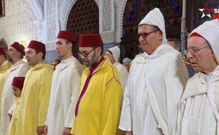 أمير المؤمنين يترأس بالقصر الملكي بالرباط حفلا دينيا إحياء لليلة القدر المباركة