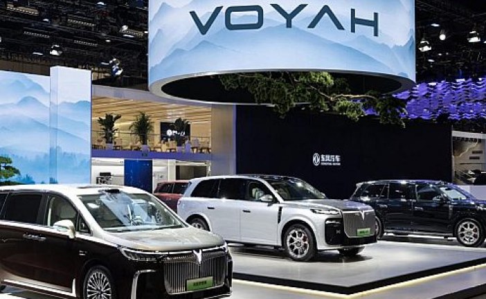 علامة VOYAH للسيارات الكهربائية الفاخرة (NEV) تُعزّز انتشارها العالمي من خلال جهود متعددة الأبعاد؛ وسيارة VOYAH Taishan X8 تحظى باهتمام واسع