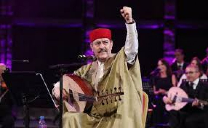 لطفي بوشناق… حين تعجز الأقزام عن بلوغ القامة فيحاولون النيل منها
