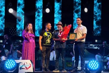 مهرجان “ثويزا” بطنجة يحتفي بالوليد ميمون في ليلة وفاء وعرفان