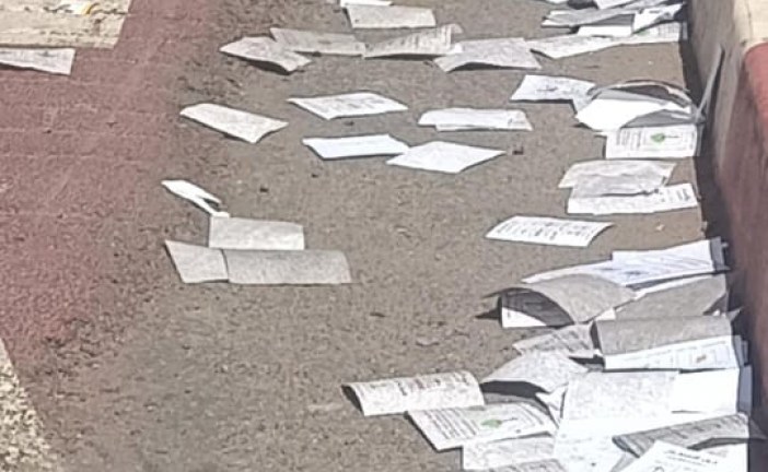 حملات انتخابية ملوثة: انتشار الملصقات والمنشورات الدعائية في الاحياء والأزقة…